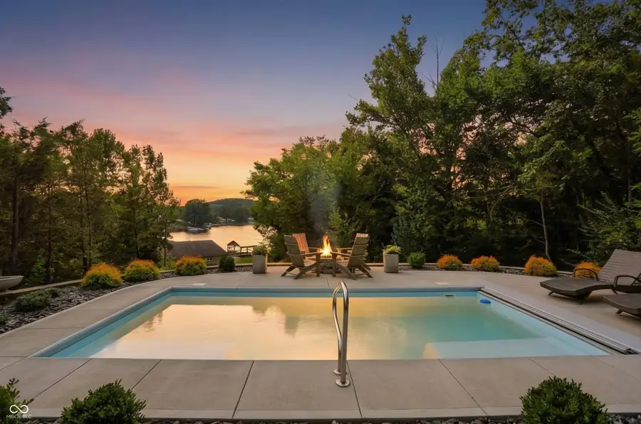 279 E Lakeview Drive, Nineveh, IN 46164 - #3