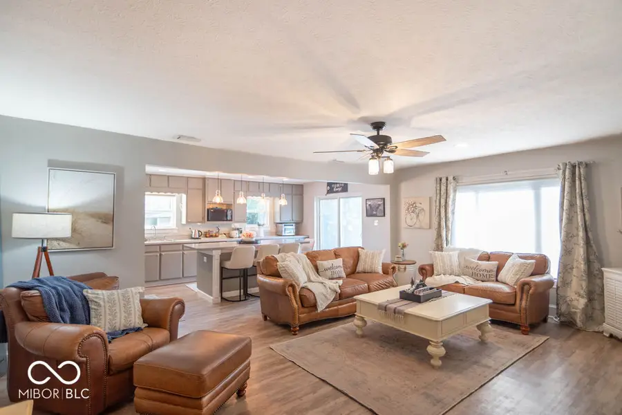 71 W County Road 500 S, Clayton, IN 46118 - #2