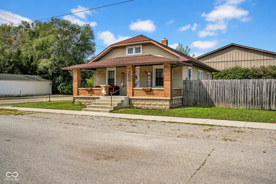 203 N Washington Street, Morristown, IN 46161 - #3