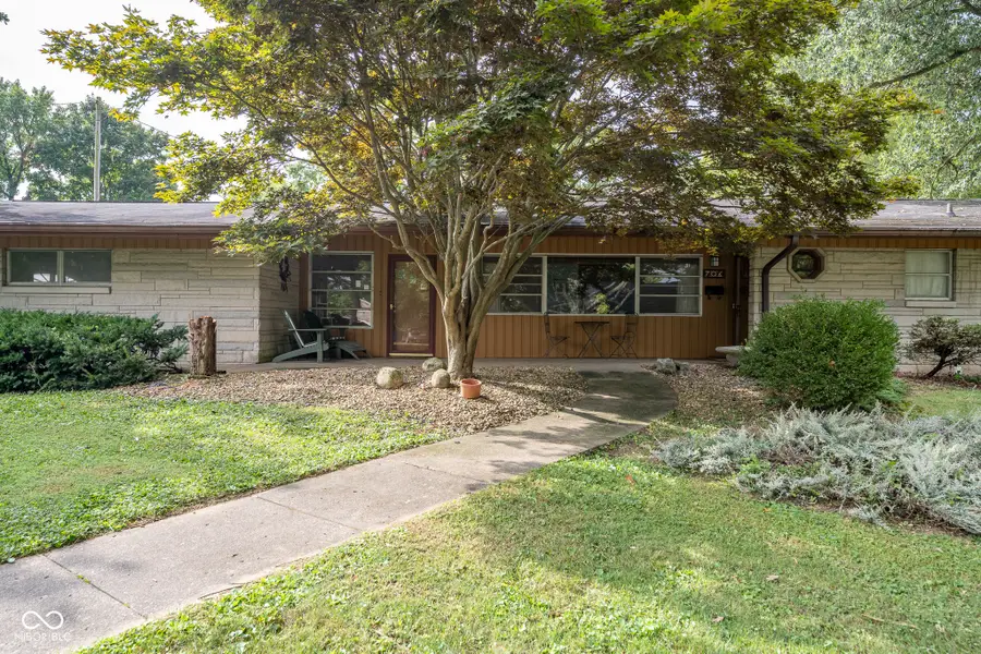 706 Highridge Avenue, Greencastle, IN 46135 - #2