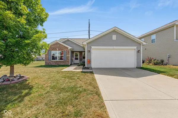 5785 White Pine Road, Whitestown, IN 46075