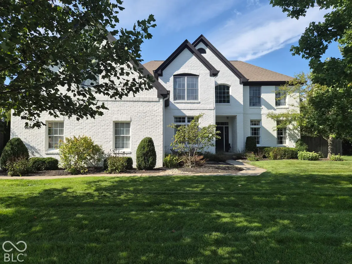 9694 Bellflower Drive, Zionsville, IN 46077 - #1