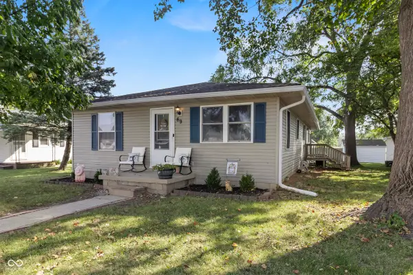 69 S Carlisle Street, Bargersville, IN 46106