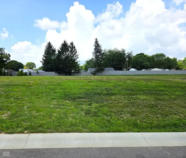 862 J Mccool Way, Greenwood, IN 46142