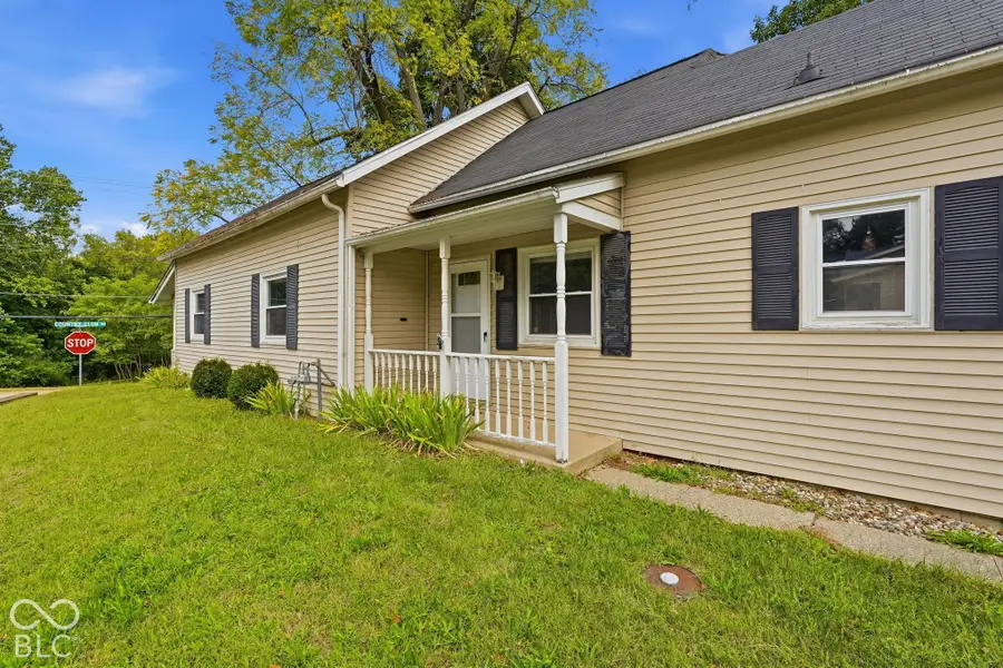 1519 W Wabash Avenue, Crawfordsville, IN 47933 - #3