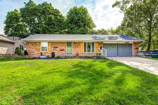 907 Cragwood Court, Plainfield, IN 46168