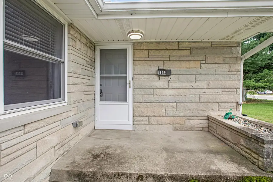 4404 Columbus Avenue, Anderson, IN 46013 - #3