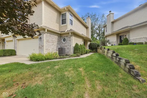 1009 Evening Shade Lane, Beech Grove, IN 46107