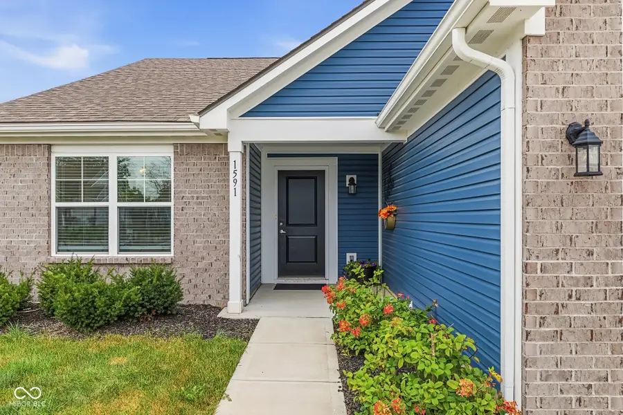 1591 N Sailboat Drive, Greenfield, IN 46140 - #2