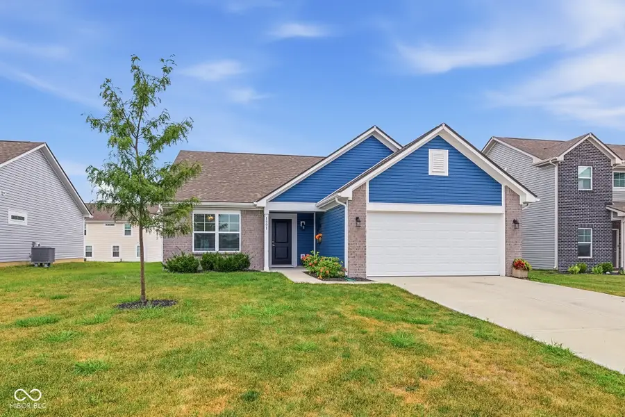 1591 N Sailboat Drive, Greenfield, IN 46140 - #3