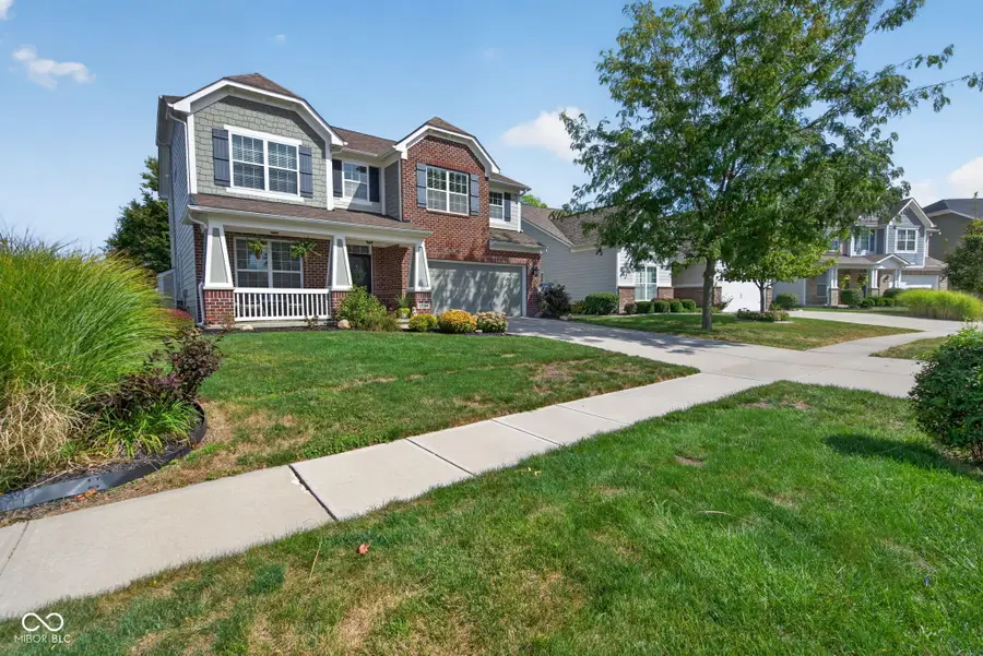 1334 Old Heritage Place, Greenwood, IN 46143 - #2