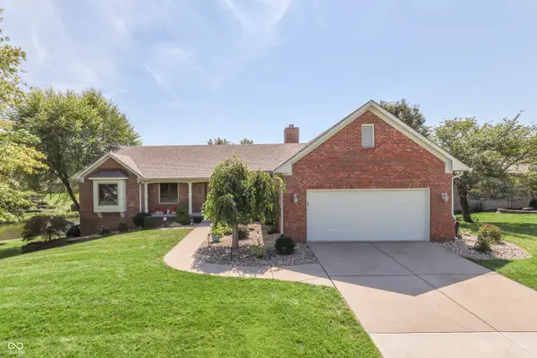 3259 Buckmoor Parkway, Greenwood, IN 46143