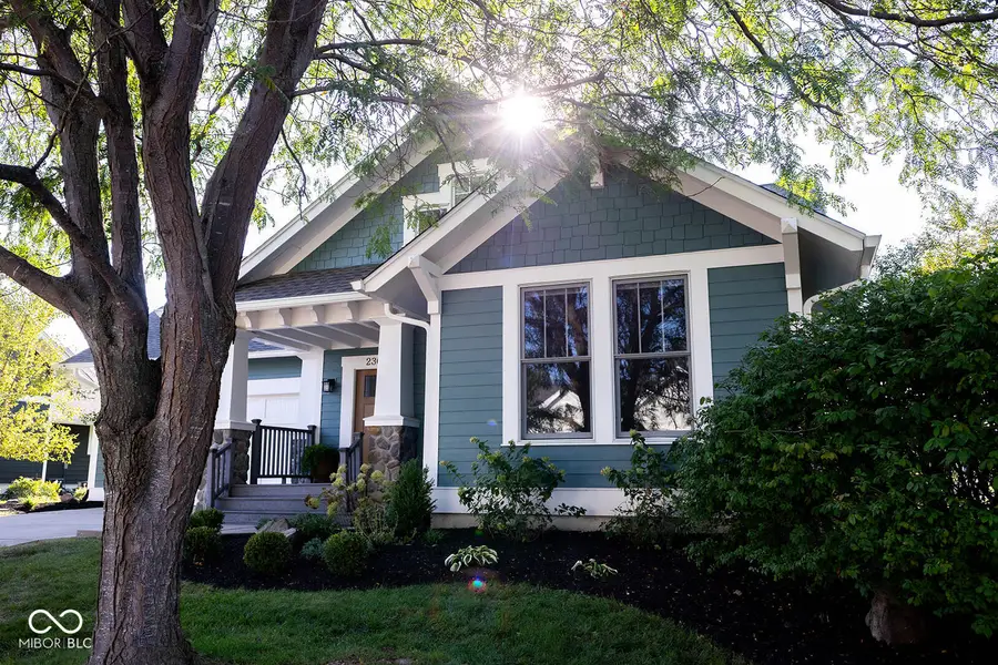 2366 Woodcreek Crossing Boulevard, Avon, IN 46123 - #3