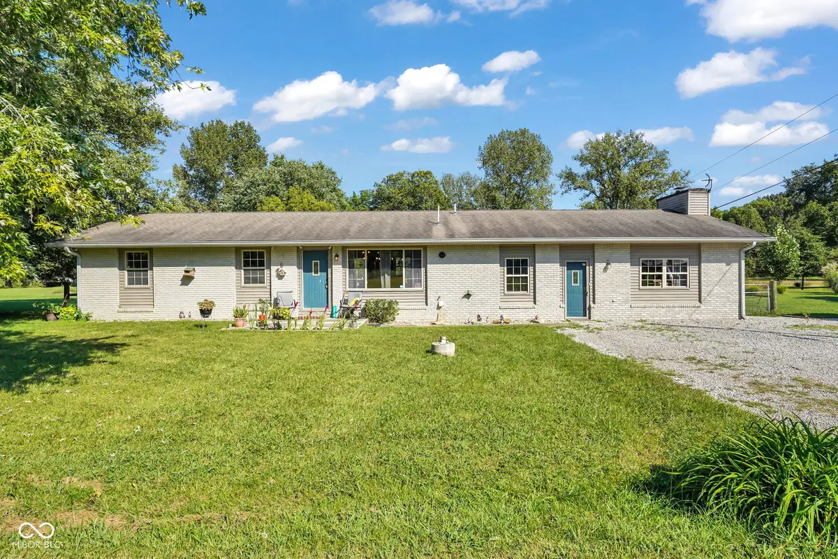 3235 N Maple Turn Lane, Martinsville, IN 46151 - #1