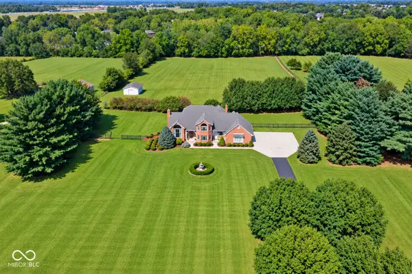 6274 W Stones Crossing Road, Greenwood, IN 46143