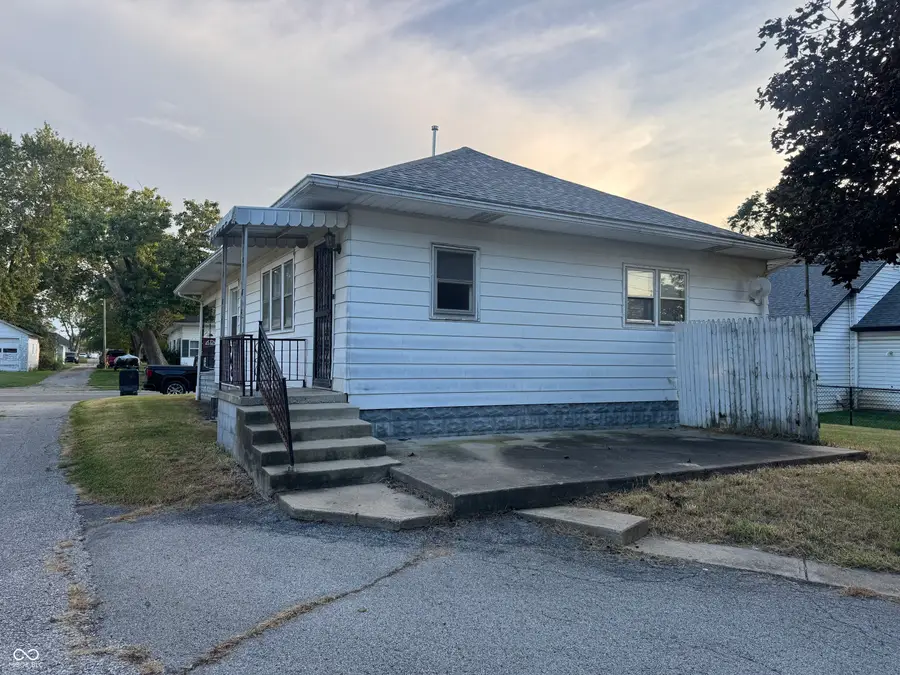414 W Green Street, Lebanon, IN 46052 - #3