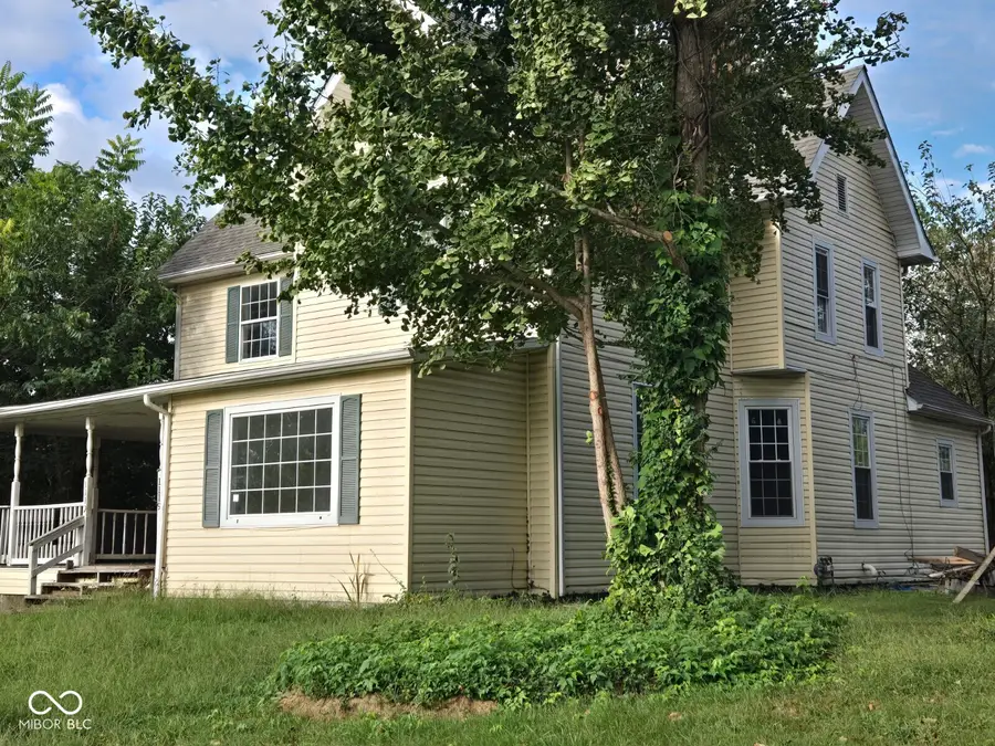 1119 S 17th Street, Terre Haute, IN 47802 - #2