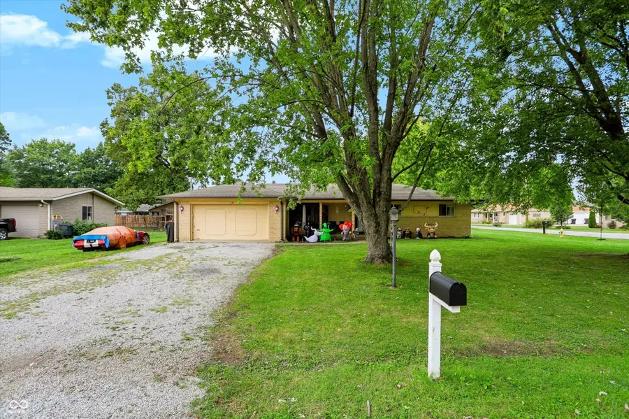 166 Altum Court, Bargersville, IN 46106 - #2