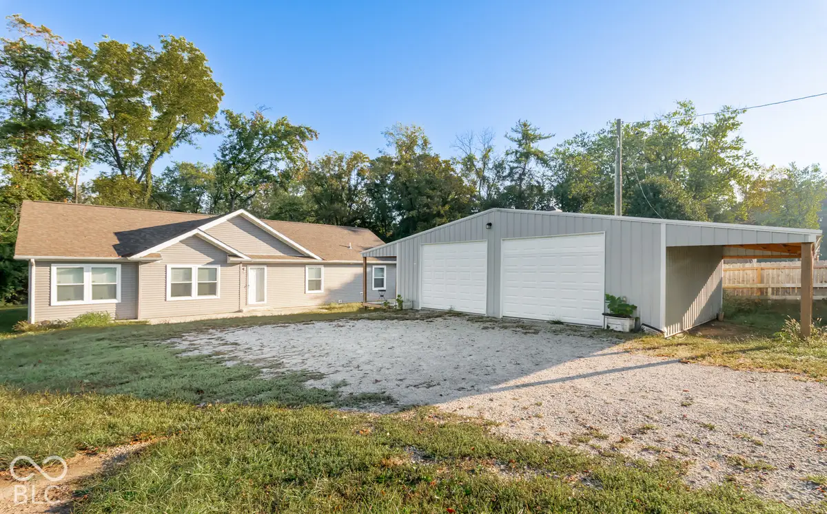 1319 W Commerce Street, Brownstown, IN 47220 - #1