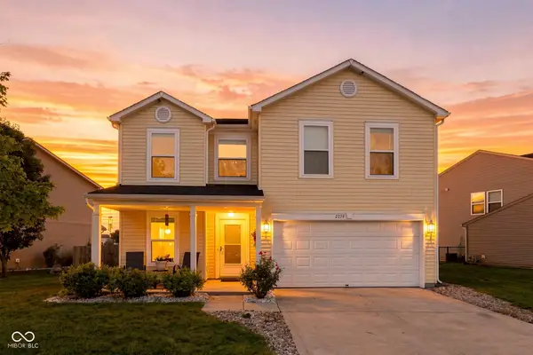 2274 Hampton Drive, Franklin, IN 46131