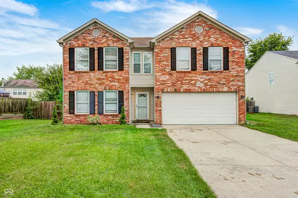 14314 Holly Berry Circle, Fishers, IN 46038