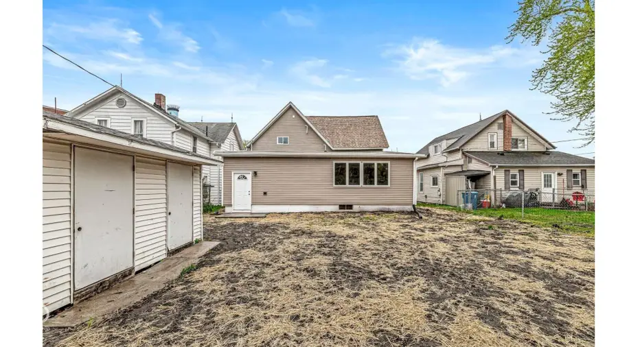 221 W Plymouth, Bremen, IN 46506 - #3