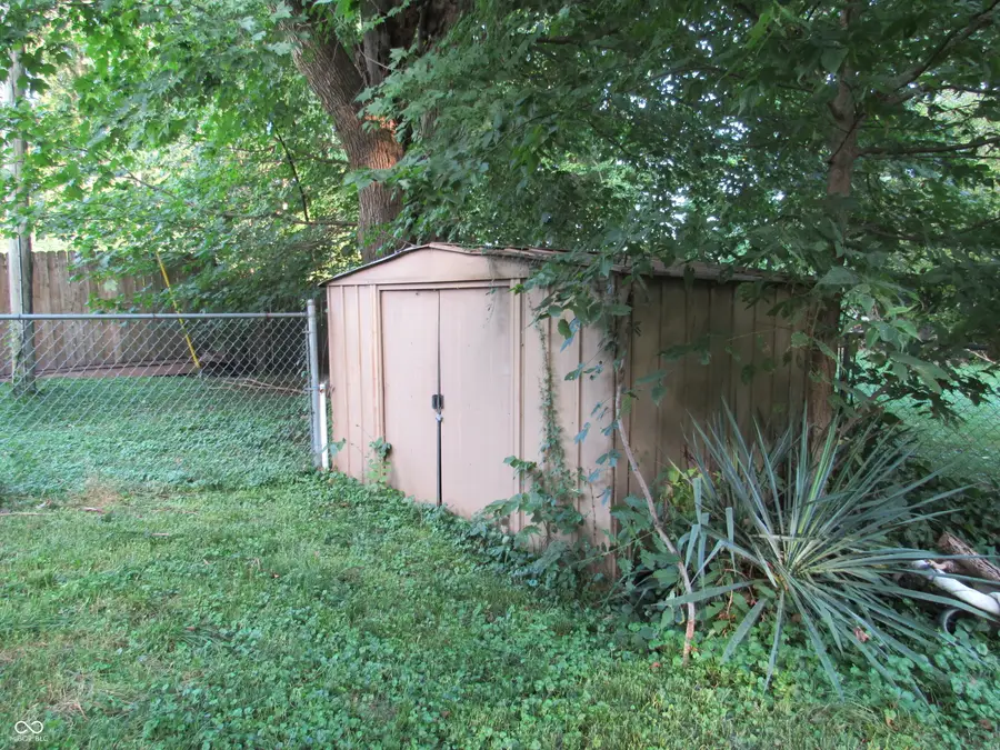 506 Wayne Avenue, Crawfordsville, IN 47933 - #3