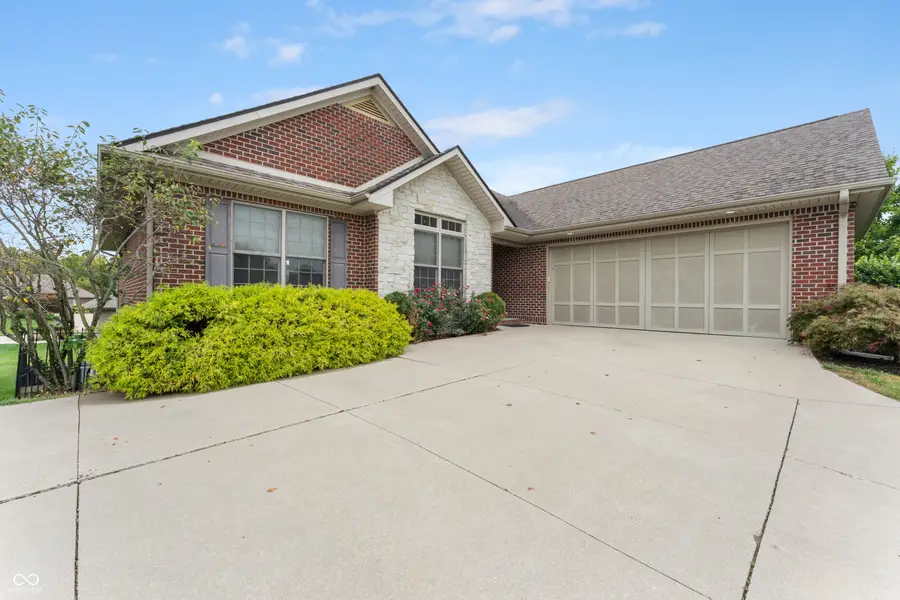 6139 Horizon Drive, Columbus, IN 47201 - #3
