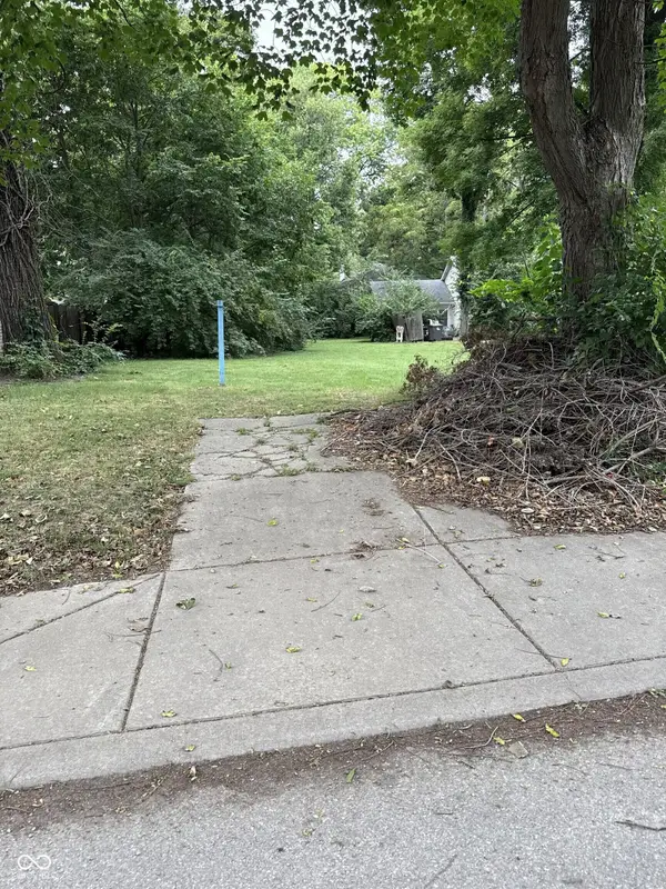 4046 Winthrop Avenue, Indianapolis, IN 46205