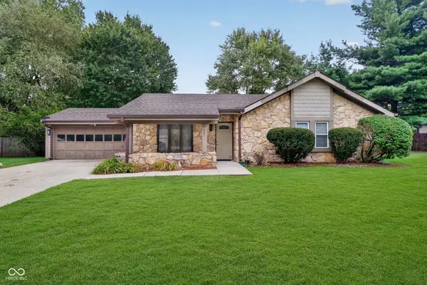 1627 Countryside Lane, Indianapolis, IN 46231