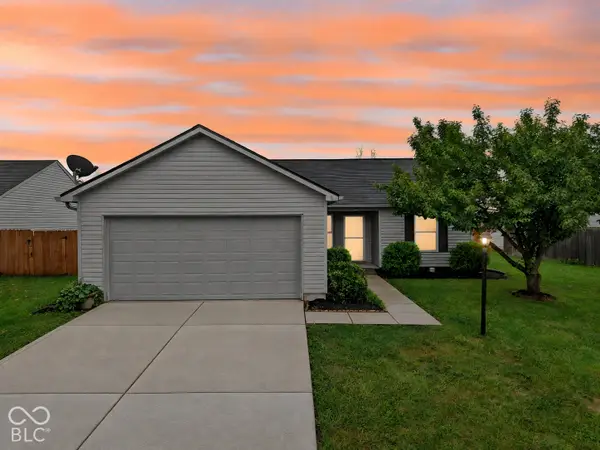 1585 Sweetwater Lane, Greenfield, IN 46140