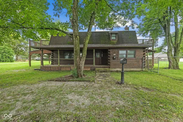 629 Cross Street, Hope, IN 47246