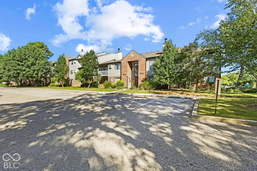 4250 Village Parkway Circle E #5, Indianapolis, IN 46254 - #2