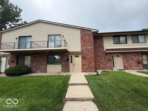 954 Greenwood W, Greenwood, IN 46142