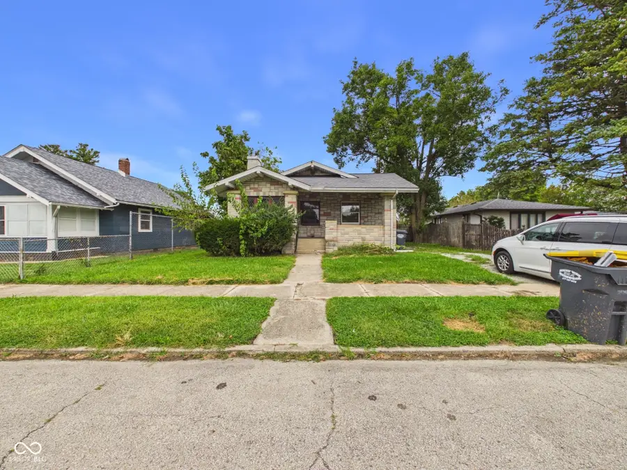 1236 E 28th Street, Anderson, IN 46016 - #2