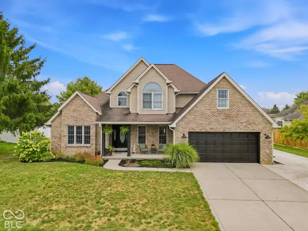 3693 Arapahoe Trail, Columbus, IN 47203