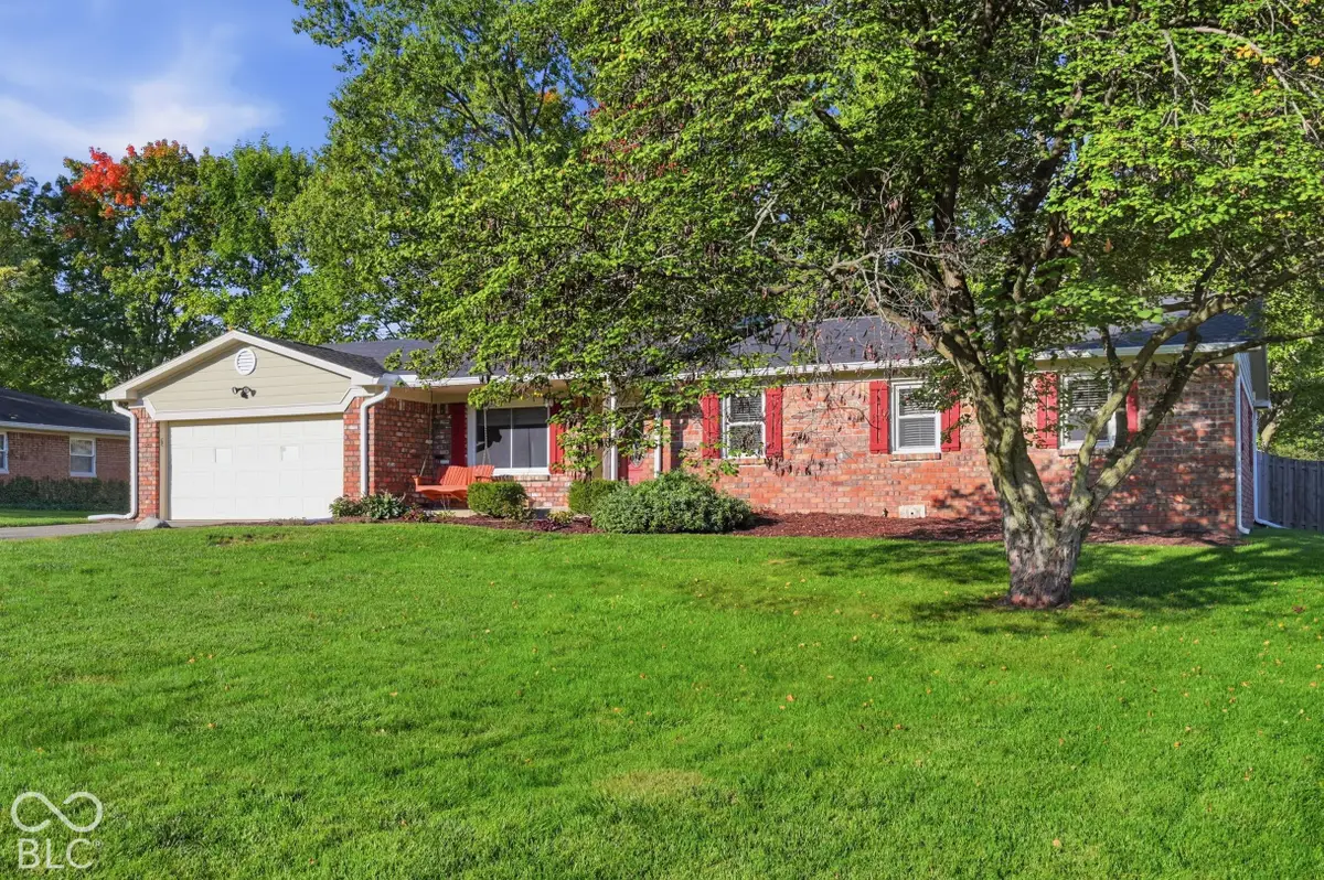 36 Lansdowne Lane, Carmel, IN 46033 - #1