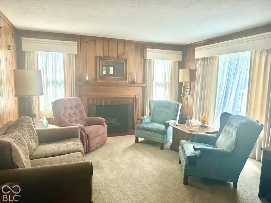400 S Umbarger Road, Muncie, IN 47304 - #3