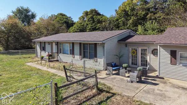 9545 Bono Road, Terre Haute, IN 47802