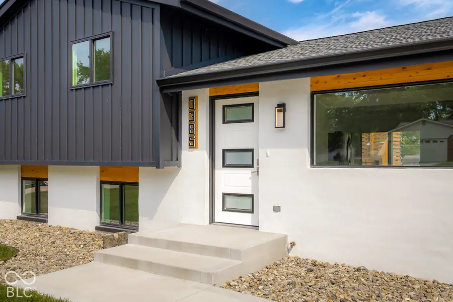 3385 Virginia Street, Columbus, IN 47203 - #3