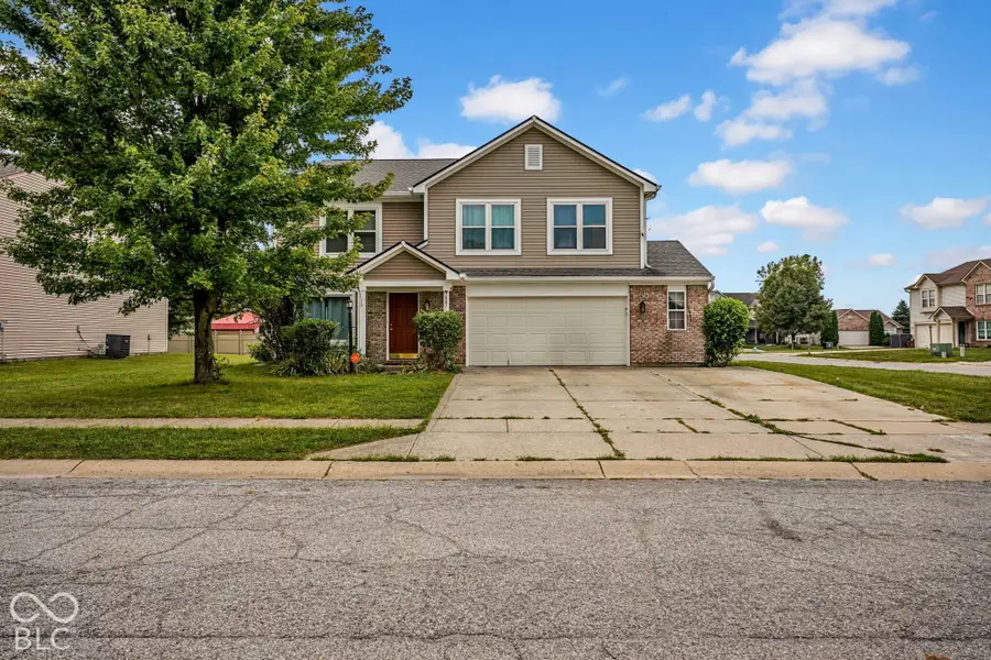 7807 Fox Glen Drive, Indianapolis, IN 46239 - #2
