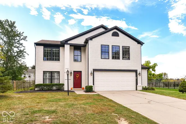 14057 Stonewood Place, Fishers, IN 46037