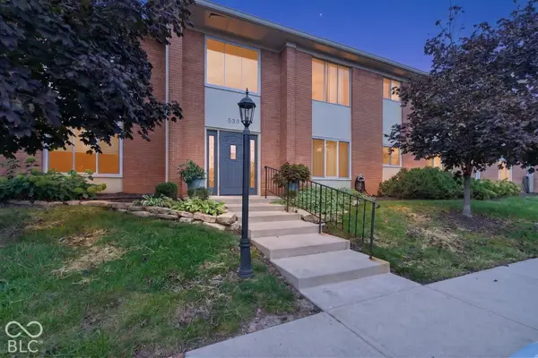 536 E Hunters Drive #APT C, Carmel, IN 46032