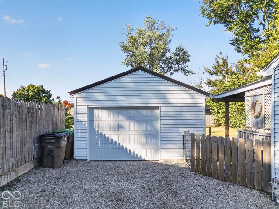 2706 13th Street, Columbus, IN 47201 - #3