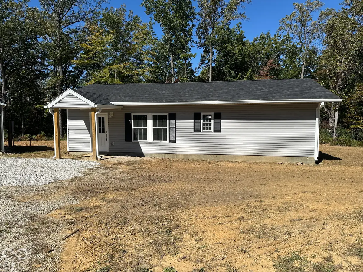 1277 N Lawrence Hollow Road, Bloomfield, IN 47424 - #1