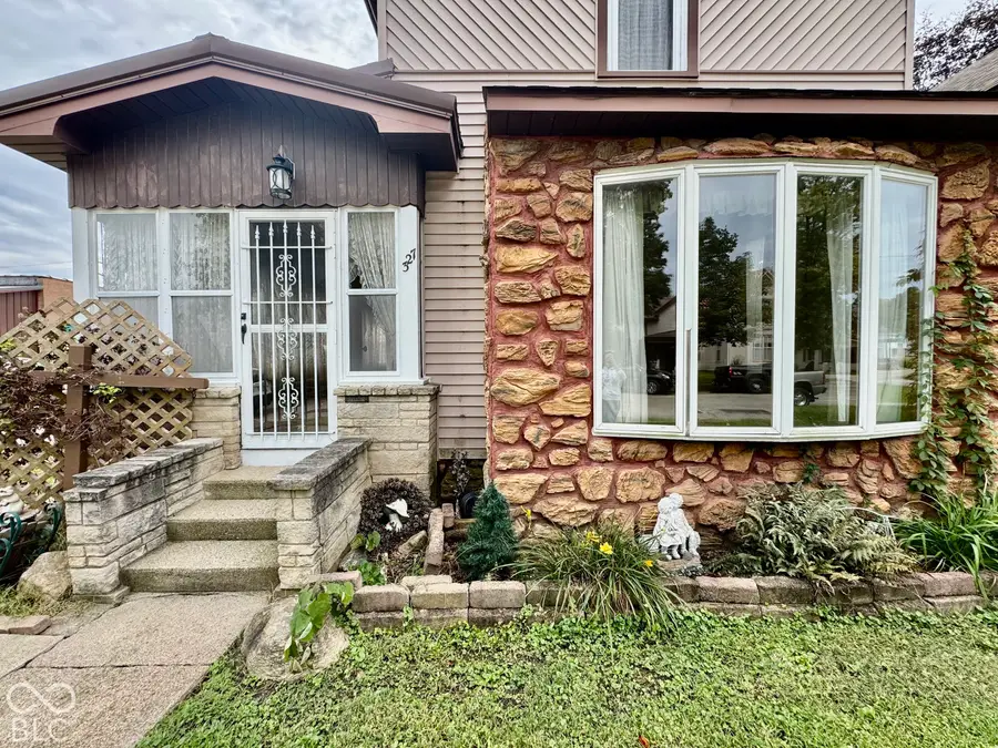 327 W 5th, Peru, IN 46970 - #2