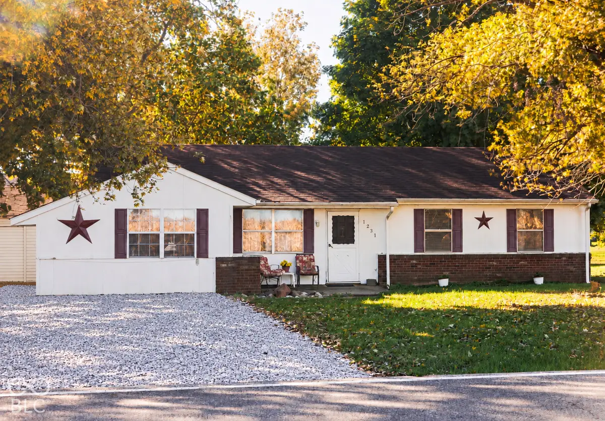 1231 E New Road, Greenfield, IN 46140 - #1