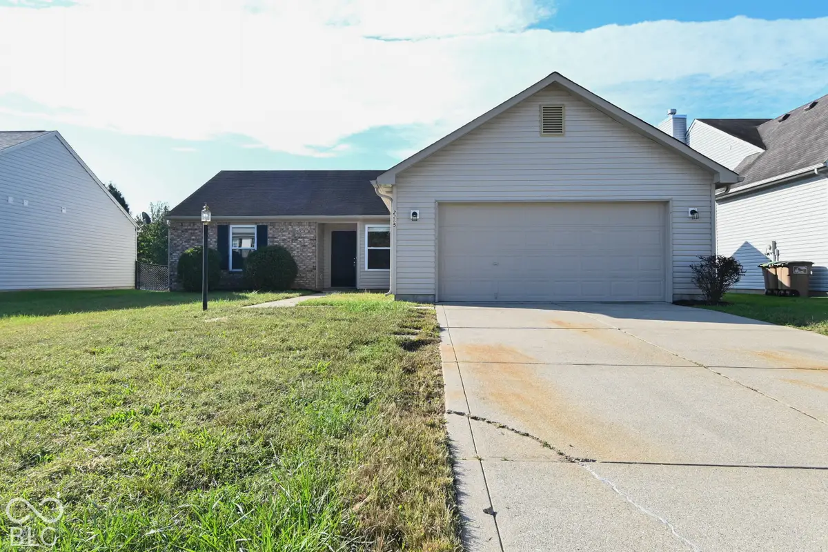 2265 Lakecrest Drive, Columbus, IN 47201 - #1