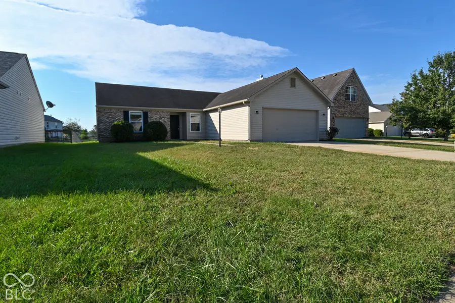 2265 Lakecrest Drive, Columbus, IN 47201 - #2