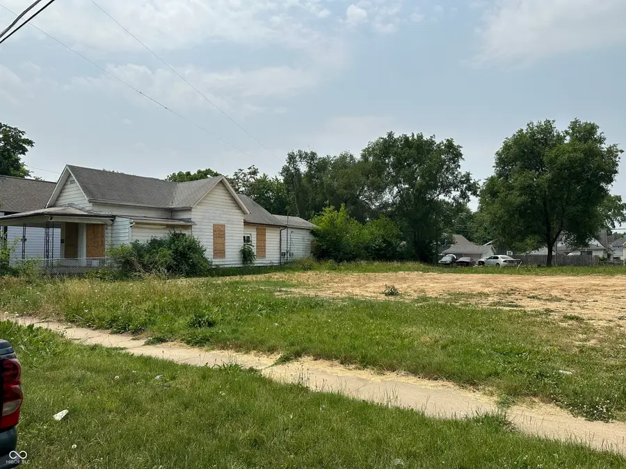 122 N Belmont Avenue, Indianapolis, IN 46222 - #3